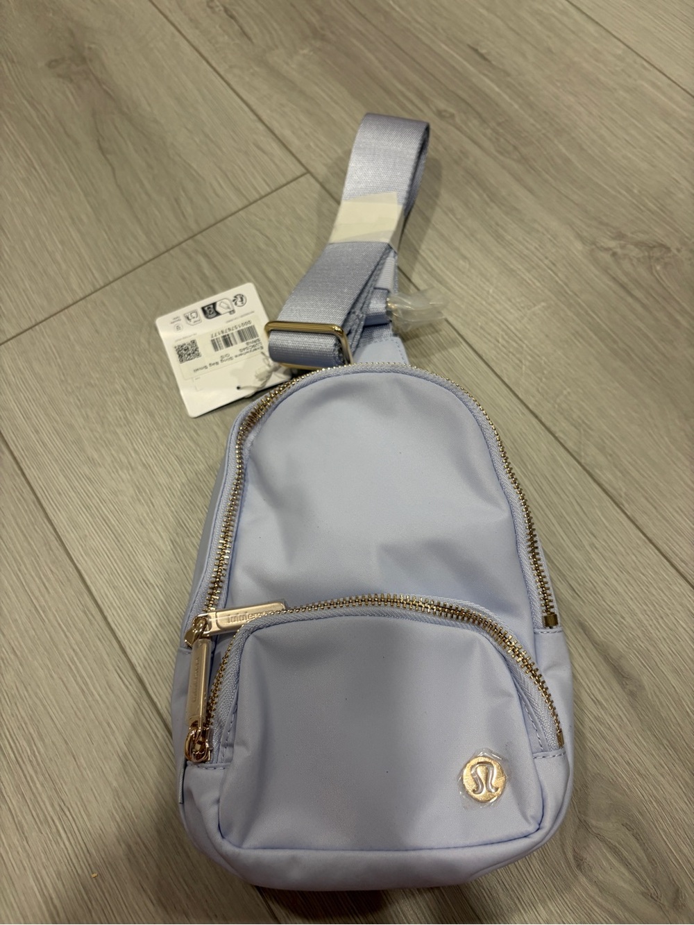 Lululemon sling bag